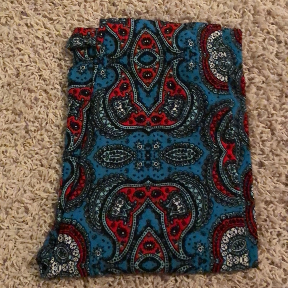 Lot of LLR leggings. OS